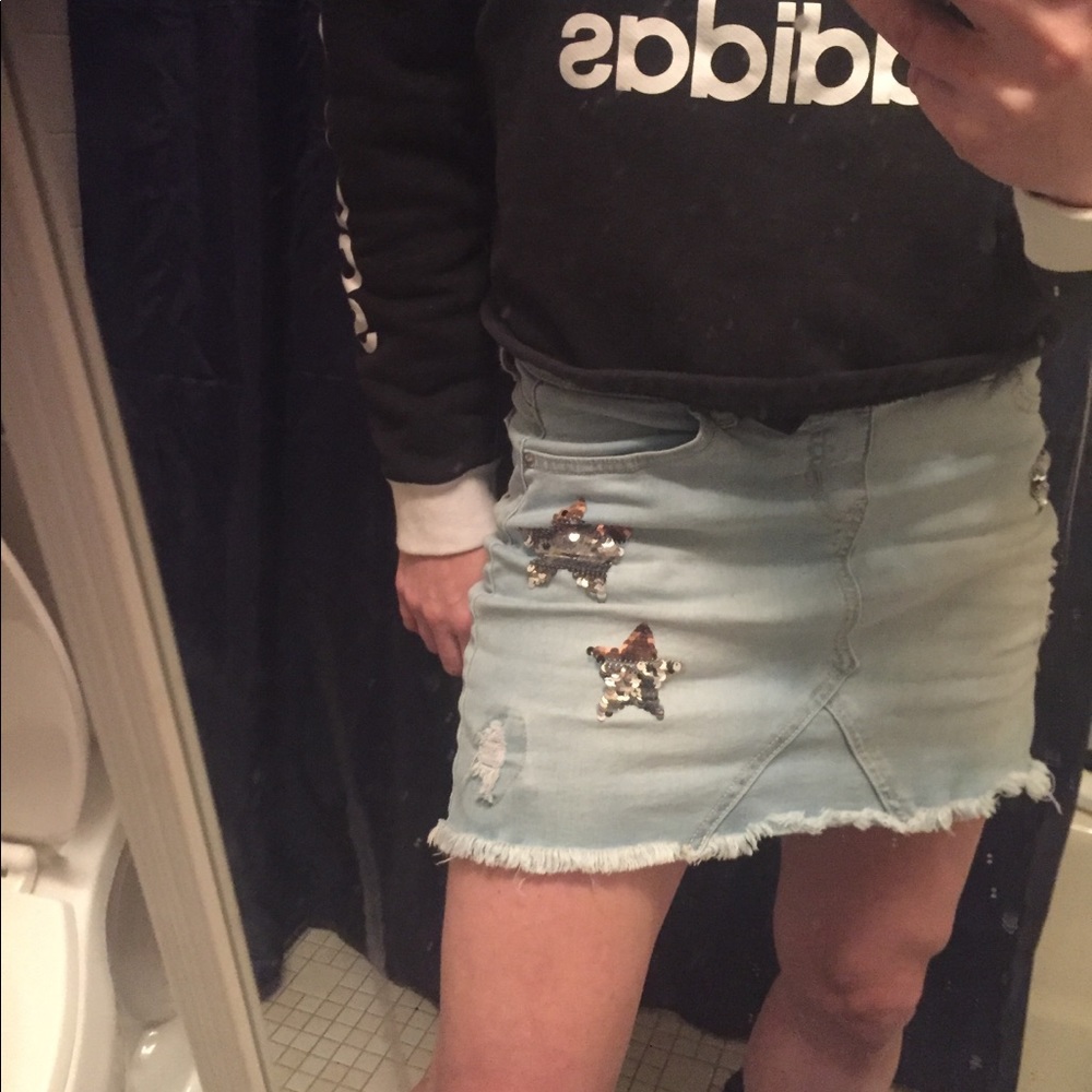 Super cute star denim jean skirt!!!
